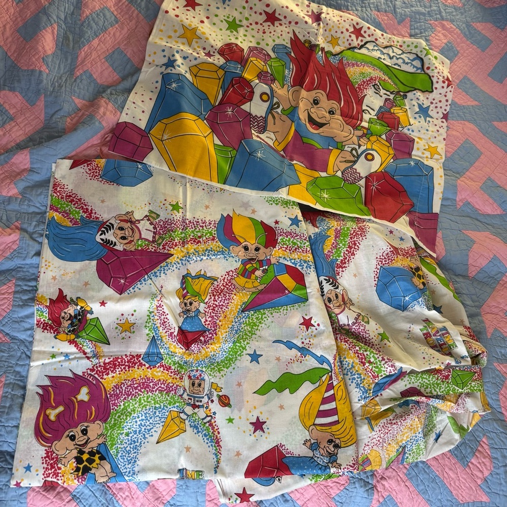 1992 time travelling trolls twin sheet set